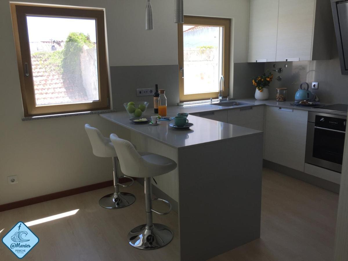 At Maries Beach House Peniche 1 Bagian luar foto